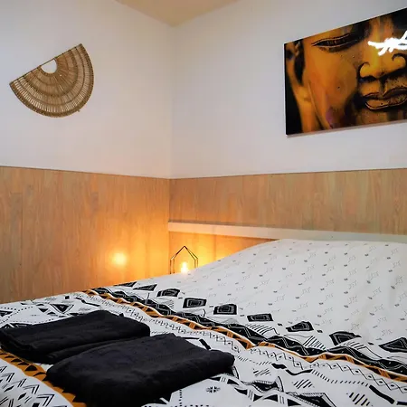 Lägenhet A 150 M De La Cathedrale